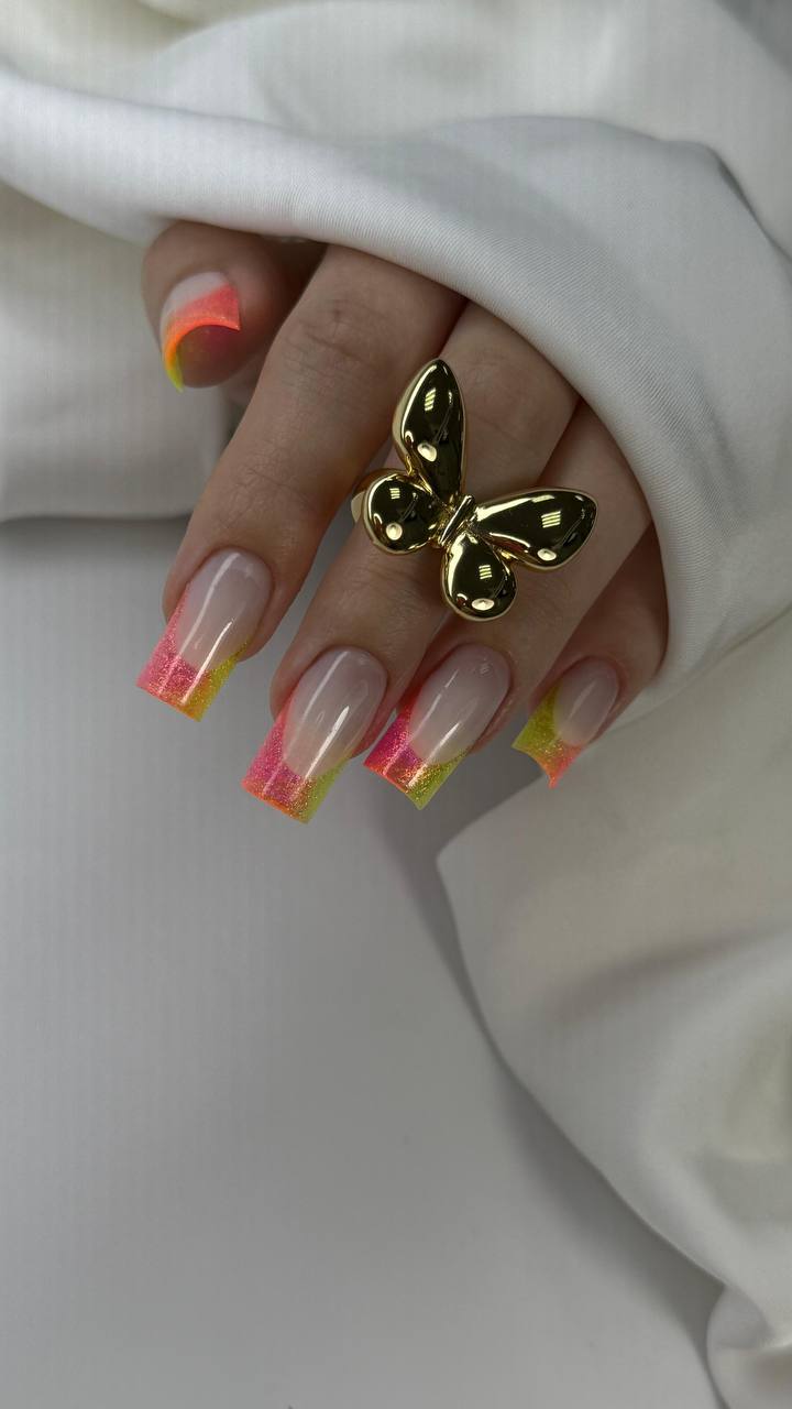 photo 5290026006792047721 y